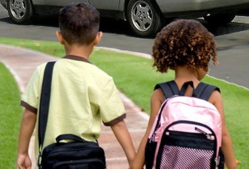 Εν μέρει συμφωνία για τη μεταφορά μαθητών