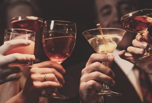 Η κατανάλωση αλκοόλ συνδέεται με ένα στα 25 κρούσματα καρκίνου παγκοσμίως