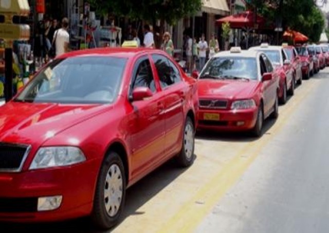 &Nu;έ&alpha; &delta;&iota;&alpha;&pi;&rho;&alpha;&gamma;&mu;ά&tau;&epsilon;&upsilon;&sigma;&eta; &gamma;&iota;&alpha; &tau;&eta; &mu;&epsilon;&tau;&alpha;&phi;&omicron;&rho;ά &mu;&alpha;&theta;&eta;&tau;ώ&nu;