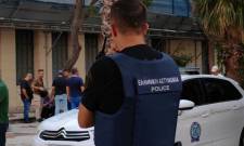 &Kappa;&alpha;&nu;ό&nu;&epsilon;&sigmaf; &kappa;&alpha;&iota; &laquo;ά&mu;&upsilon;&nu;&alpha;&raquo; &gamma;&iota;&alpha; &tau;&omicron;&upsilon;&sigmaf; έ&nu;&sigma;&tau;&omicron;&lambda;&omicron;&upsilon;&sigmaf; &zeta;&eta;&tau;ά &eta; Έ&nu;&omega;&sigma;&eta; &Alpha;&sigma;&tau;&upsilon;&nu;&omicron;&mu;&iota;&kappa;ώ&nu; &Lambda;&alpha;&kappa;&omega;&nu;ί&alpha;&sigmaf;