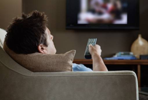 Πόσο επικίνδυνη είναι η συχνή παρακολούθηση τηλεόρασης