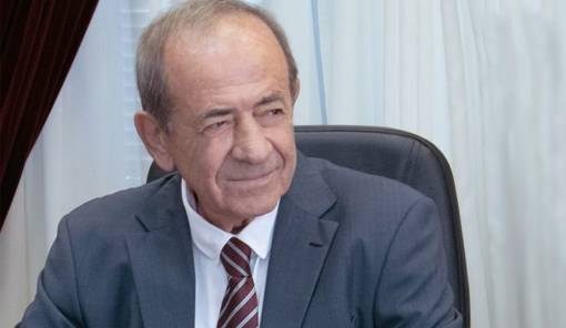 &Theta;&epsilon;&tau;&iota;&kappa;ά &tau;&alpha; &nu;έ&alpha; &gamma;&iota;&alpha; &tau;&omicron;&nu; &Pi;έ&tau;&rho;&omicron; &Alpha;&nu;&delta;&rho;&epsilon;ά&kappa;&omicron;