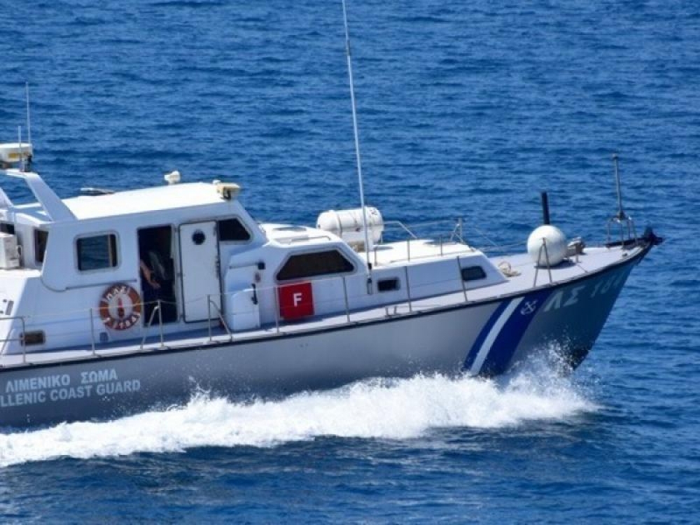 &Tau;&omicron;... &beta;&alpha;&pi;ό&rho;&iota; &alpha;&pi;ό &tau;&eta;&nu; &Alpha;&lambda;&beta;&alpha;&nu;ί&alpha; &mu;&epsilon; &chi;&alpha;&sigma;ί&sigmaf; &pi;&iota;ά&sigma;&tau;&eta;&kappa;&epsilon; &sigma;&tau;&eta; &Mu;ά&nu;&eta;