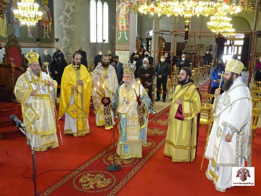 &Epsilon;&iota;&sigmaf; &pi;&rho;&epsilon;&sigma;&beta;ύ&tau;&epsilon;&rho;&omicron;&nu; &chi;&epsilon;&iota;&rho;&omicron;&tau;&omicron;&nu;ί&alpha; &pi;. &Nu;&iota;&kappa;&omicron;&delta;ή&mu;&omicron;&upsilon; &Kappa;&alpha;&rho;&kappa;&alpha;&mu;&pi;ά&sigma;&eta;