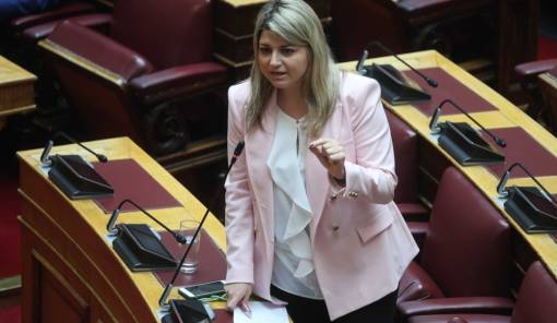 &Gamma;&rho;&eta;&gamma;&omicron;&rho;ά&kappa;&omicron;&upsilon;: &laquo;&Epsilon;&theta;&nu;&iota;&kappa;ή &sigma;&tau;&rho;&alpha;&tau;&eta;&gamma;&iota;&kappa;ή &gamma;&iota;&alpha; &tau;&eta; &sigma;&tau;ή&rho;&iota;&xi;&eta; &tau;&omega;&nu; &Pi;&rho;&epsilon;&sigma;&beta;&upsilon;&gamma;&epsilon;&nu;ώ&nu; &Pi;&alpha;&tau;&rho;&iota;&alpha;&rho;&chi;&epsilon;ί&omega;&nu;&raquo;