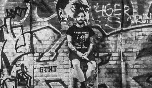 &Sigma;&kappa;&omicron;&tau;&epsilon;&iota;&nu;ή &pi;&omicron;&pi; &alpha;&iota;&sigma;&theta;&eta;&tau;&iota;&kappa;ή &kappa;&alpha;&iota; &pi;&rho;&omicron;&sigma;&omega;&pi;&iota;&kappa;έ&sigmaf; &iota;&sigma;&tau;&omicron;&rho;ί&epsilon;&sigmaf;: Έ&kappa;&theta;&epsilon;&sigma;&eta; &tau;&omicron;&upsilon; Bewild Brother &sigma;&tau;&eta;&nu; &Pi;&Epsilon;&Sigma;