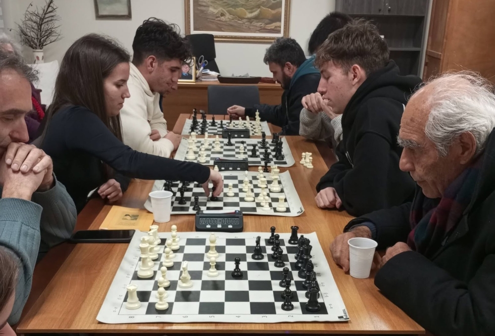 &Theta;&epsilon;&rho;&iota;&nu;ά &pi;&rho;&omega;&tau;&alpha;&theta;&lambda;ή&mu;&alpha;&tau;&alpha; &gamma;&iota;&alpha; ό&lambda;&alpha; &tau;&alpha; &gamma;&omicron;ύ&sigma;&tau;&alpha; &sigma;&tau;&alpha; &Beta;ά&tau;&iota;&kappa;&alpha;