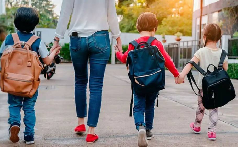 &Xi;έ&sigma;&pi;&alpha;&sigma;&mu;&alpha; &Tau;&rho;&iota;&tau;έ&kappa;&nu;&omega;&nu; &Lambda;&alpha;&kappa;&omega;&nu;ί&alpha;&sigmaf; &gamma;&iota;&alpha; &mu;έ&tau;&rho;&alpha; &sigma;&tau;&eta; &Delta;&Epsilon;&Theta;