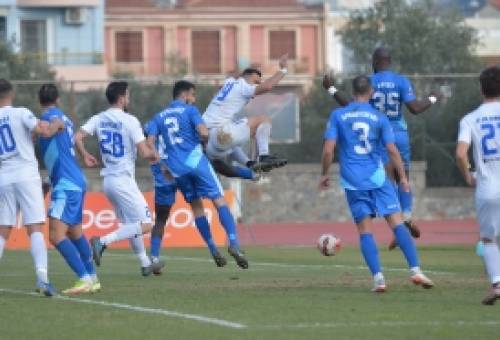 Ήττα-«ανώμαλη προσγείωση» για τον Αστέρα Βλαχιώτη