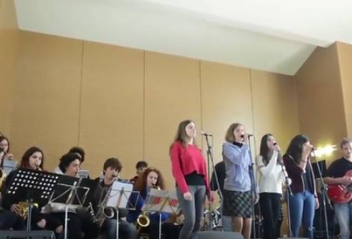 Σε συνεργασία τα Μουσικά Σχολεία Αλίμου και Σπάρτης (VIDEO)