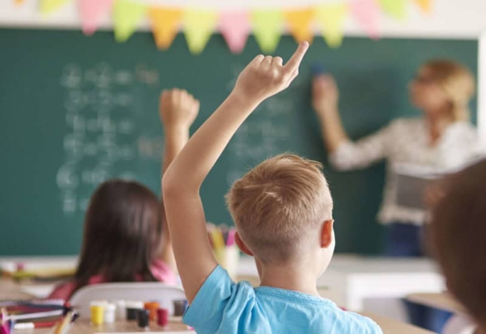 &Pi;ό&tau;&epsilon; &alpha;&nu;&omicron;ί&gamma;&omicron;&upsilon;&nu; &tau;&alpha; &sigma;&chi;&omicron;&lambda;&epsilon;ί&alpha; &tau;&omicron;&nu; &Sigma;&epsilon;&pi;&tau;έ&mu;&beta;&rho;&iota;&omicron;