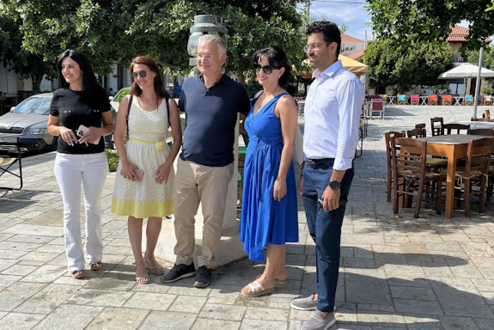 &Sigma;ύ&gamma;&chi;&rho;&omicron;&nu;&omicron;&iota; &laquo;&eta;&mu;&epsilon;&rho;&omicron;&delta;&rho;ό&mu;&omicron;&iota;&raquo; &tau;&eta;&sigmaf; &pi;&rho;&omicron;&epsilon;&kappa;&lambda;&omicron;&gamma;&iota;&kappa;ή&sigmaf; &epsilon;&kappa;&sigma;&tau;&rho;&alpha;&tau;&epsilon;ί&alpha;&sigmaf;