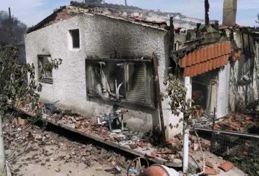 Απλήρωτα ακόμα τα μέλη Κρατικής Αρωγής για την αποτίμηση πυρκαγιών στην Πελοπόννησο