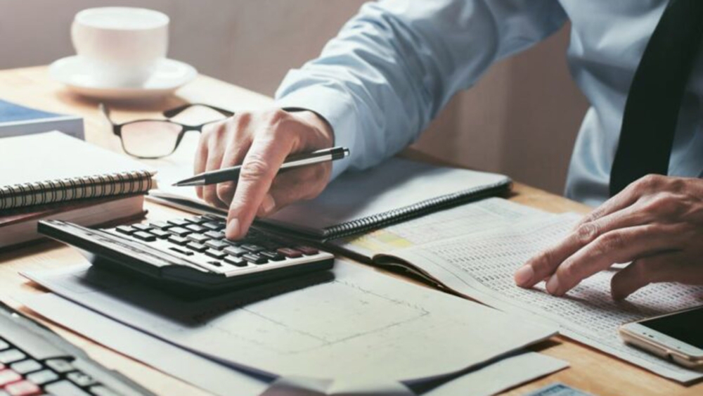&Omicron;&iota;&kappa;&omicron;&nu;&omicron;&mu;&iota;&kappa;ό&sigmaf; &chi;ά&rho;&tau;&eta;&sigmaf; &kappa;&alpha;&iota; &sigma;&tau;&omicron;ί&chi;&eta;&mu;&alpha; &omega;&sigmaf; &tau;&omicron; 2030