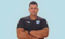 &Sigma;&tau;&omicron; &laquo;&tau;&iota;&mu;ό&nu;&iota;&raquo; &tau;&eta;&sigmaf; &Kappa;&alpha;&lambda;&alpha;&mu;ά&tau;&alpha;&sigmaf; &omicron; &Pi;&alpha;&nu;&alpha;&gamma;&iota;ώ&tau;&eta;&sigmaf; &Chi;&rho;&iota;&sigma;&tau;&omicron;&phi;&iota;&lambda;έ&alpha;&sigmaf;