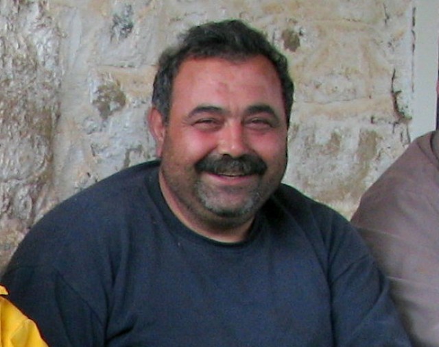 &Phi;&tau;&omega;&chi;ό&tau;&epsilon;&rho;&omicron;&sigmaf; &omicron; &Kappa;&alpha;&rho;&alpha;&beta;ά&sigmaf; - &laquo;Έ&phi;&upsilon;&gamma;&epsilon;&raquo; &omicron; &Gamma;&iota;ά&nu;&nu;&eta;&sigmaf; &Nu;&iota;&kappa;ό&lambda;&alpha;&rho;&omicron;&sigmaf;