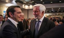 &Tau;&alpha; &laquo;&phi;&lambda;&epsilon;&rho;&tau;&raquo; &Tau;&alpha;&tau;&omicron;ύ&lambda;&eta; &mu;&epsilon; &Sigma;&alpha;&mu;&alpha;&rho;ά &kappa;&alpha;&iota; &Tau;&sigma;ί&pi;&rho;&alpha;