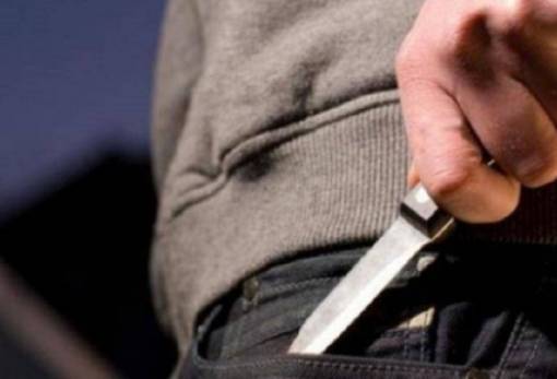 Με… αιχμηρά αντικείμενα συνελήφθη νεαρός στο Γύθειο