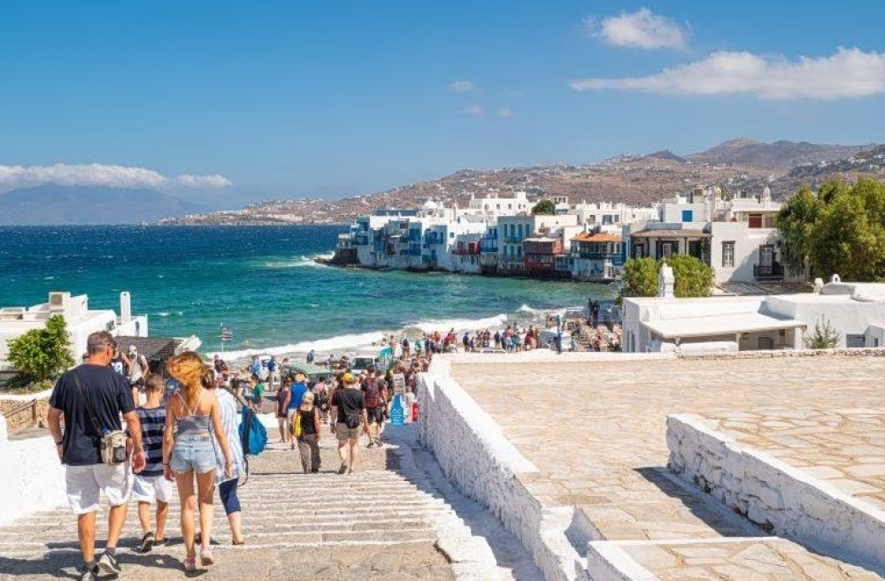 Έ&rho;&chi;&omicron;&nu;&tau;&alpha;&iota; 50.000 έ&lambda;&epsilon;&gamma;&chi;&omicron;&iota; &sigma;&epsilon; &nu;&eta;&sigma;&iota;ά &kappa;&alpha;&iota; &tau;&omicron;&upsilon;&rho;&iota;&sigma;&tau;&iota;&kappa;έ&sigmaf; &pi;&epsilon;&rho;&iota;&omicron;&chi;έ&sigmaf;  &mu;&epsilon; AI &kappa;&alpha;&iota; drones