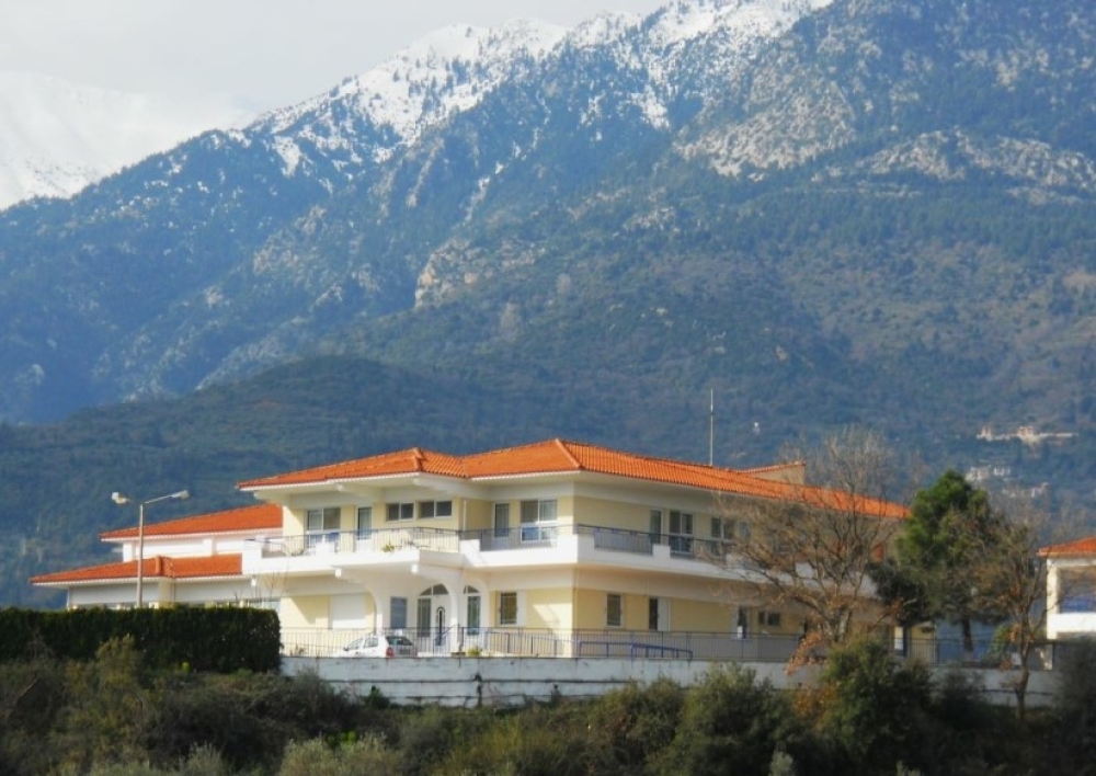 &Nu;έ&omicron; &kappa;&epsilon;&phi;ά&lambda;&alpha;&iota;&omicron; &gamma;&iota;&alpha; &tau;&eta;&nu; &Upsilon;&gamma;&epsilon;ί&alpha; &sigma;&tau;&eta; &Lambda;&alpha;&kappa;&omega;&nu;ί&alpha; &tau;&omicron; &Kappa;έ&nu;&tau;&rho;&omicron; &Omicron;&lambda;&iota;&kappa;ή&sigmaf; &Phi;&rho;&omicron;&nu;&tau;ί&delta;&alpha;&sigmaf; &gamma;&iota;&alpha; Ά&nu;&omicron;&iota;&alpha;