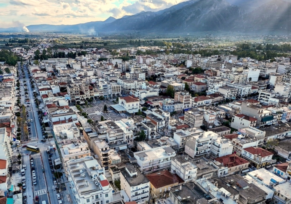 &Alpha;&nu;&alpha;&gamma;&epsilon;&nu;&nu;ώ&nu;&tau;&alpha;&iota; 3 &laquo;&delta;&epsilon;&iota;&nu;ό&sigma;&alpha;&upsilon;&rho;&omicron;&iota;&raquo; &tau;&eta;&sigmaf; &Sigma;&pi;ά&rho;&tau;&eta;&sigmaf;