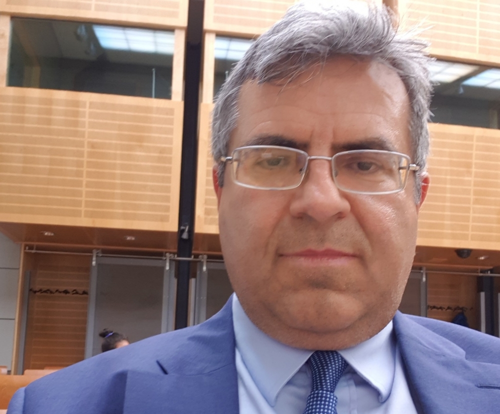 &Lambda;ά&kappa;&omega;&nu;&epsilon;&sigmaf; &pi;&omicron;&upsilon; &delta;&iota;&alpha;&pi;&rho;έ&pi;&omicron;&upsilon;&nu; &sigma;&tau;&eta;&nu; &kappa;&omicron;&iota;&nu;&omega;&nu;ί&alpha;: &Gamma;. &Sigma;&tau;&alpha;&mu;&alpha;&tau;ά&kappa;&omicron;&sigmaf; &kappa;&alpha;&iota; In Silico &Iota;&alpha;&tau;&rho;&iota;&kappa;ή