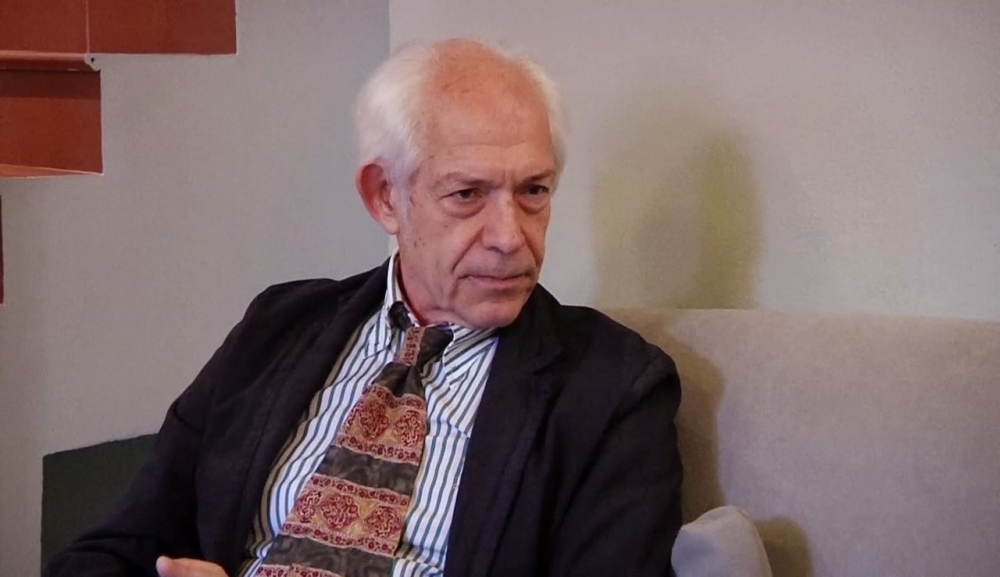 &Mu;&epsilon; &Delta;&omega;&rho;&iota;&kappa;ό ά&xi;&omicron;&nu;&alpha; &omicron;&iota; &omicron;&mu;&iota;&lambda;ί&epsilon;&sigmaf; &tau;&omicron;&upsilon; &Alpha;&pi;. &Pi;&iota;&epsilon;&rho;&rho;ή &sigma;&tau;&eta; &Sigma;&pi;ά&rho;&tau;&eta;