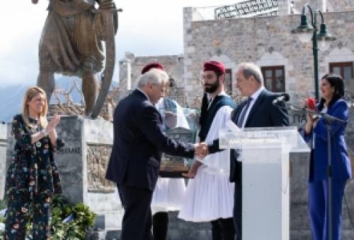 Το «άστρο» του παγκόσμιου ιατρού της Μάνης έλαμψε τη 17η Μαρτίου