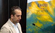 &laquo;&Delta;&iota;ά&lambda;&omicron;&gamma;&omicron;&iota; &gamma;&iota;&alpha; &tau;&eta;&nu; &Omicron;&rho;&epsilon;&iota;&nu;ό&tau;&eta;&tau;&alpha;&raquo; &mu;&epsilon; &alpha;&phi;&epsilon;&tau;&eta;&rho;ί&alpha; &tau;&eta;&nu; &Pi;&epsilon;&lambda;&omicron;&pi;ό&nu;&nu;&eta;&sigma;&omicron;