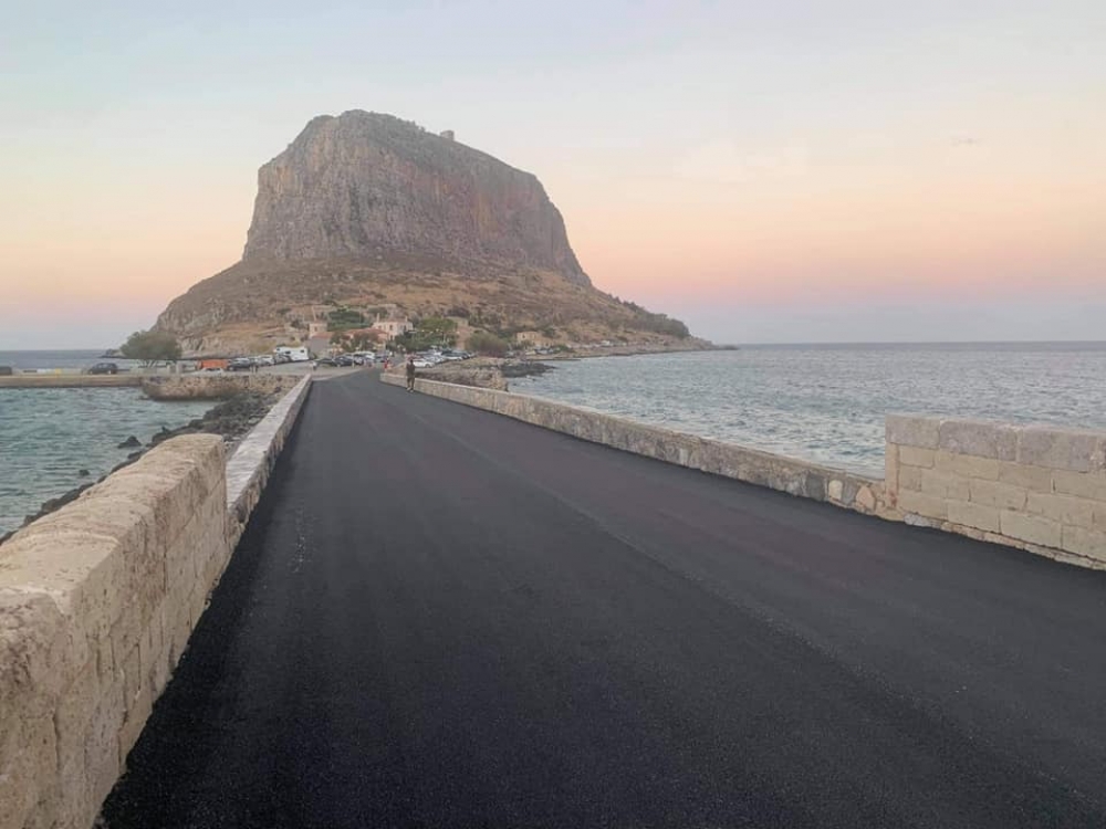 &Alpha;&sigma;&phi;&alpha;&lambda;&tau;&omicron;&sigma;&tau;&rho;ώ&sigma;&epsilon;&iota;&sigmaf;  &sigma;&tau;&eta; &Mu;&omicron;&nu;&epsilon;&mu;&beta;&alpha;&sigma;ί&alpha; &alpha;&pi;ό &tau;&eta;&nu; &Pi;&Epsilon; &Lambda;&alpha;&kappa;&omega;&nu;ί&alpha;&sigmaf;