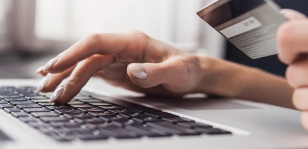 Στα «δίχτυα» απατεώνων επιχειρηματίες και νοικοκυριά στη Λακωνία