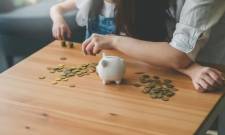 &laquo;&Kappa;&omicron;&upsilon;&mu;&pi;&alpha;&rho;ά&sigmaf;&raquo; &gamma;&iota;&alpha; &tau;&alpha; &pi;&alpha;&iota;&delta;&iota;ά &sigma;&epsilon; &mu;&iota;&alpha; &chi;ώ&rho;&alpha; &chi;&omega;&rho;ί&sigmaf; &alpha;&pi;&omicron;&tau;&alpha;&mu;&iota;&epsilon;ύ&sigma;&epsilon;&iota;&sigmaf;