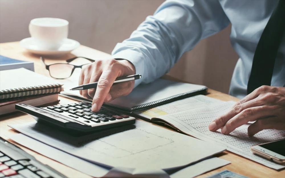 &Alpha;&nu;&alpha;&pi;&alpha;ύ&omicron;&nu;&tau;&alpha;&iota; 12 &mu;&epsilon; 21 &Alpha;&upsilon;&gamma;&omicron;ύ&sigma;&tau;&omicron;&upsilon;  &omicron;&iota; &lambda;&omicron;&gamma;&iota;&sigma;&tau;έ&sigmaf; &tau;&eta;&sigmaf; &Lambda;&alpha;&kappa;&omega;&nu;ί&alpha;&sigmaf;