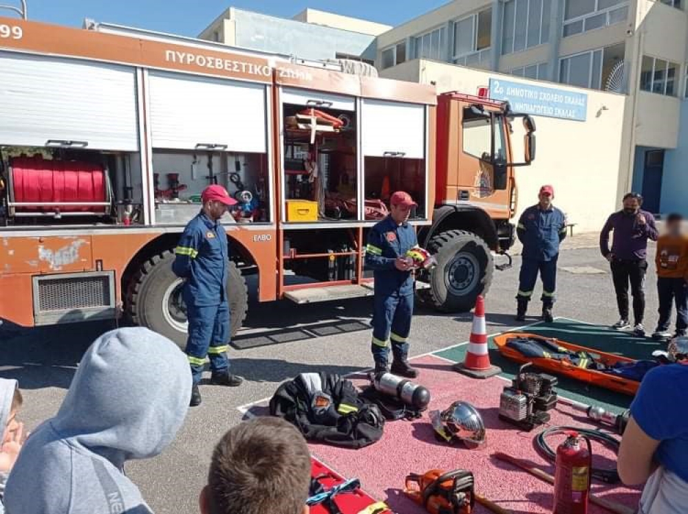 Πυροσβεστική παιδεία σε δημοτικά και νηπιαγωγεία της Λακωνίας (ΦΩΤΟ)