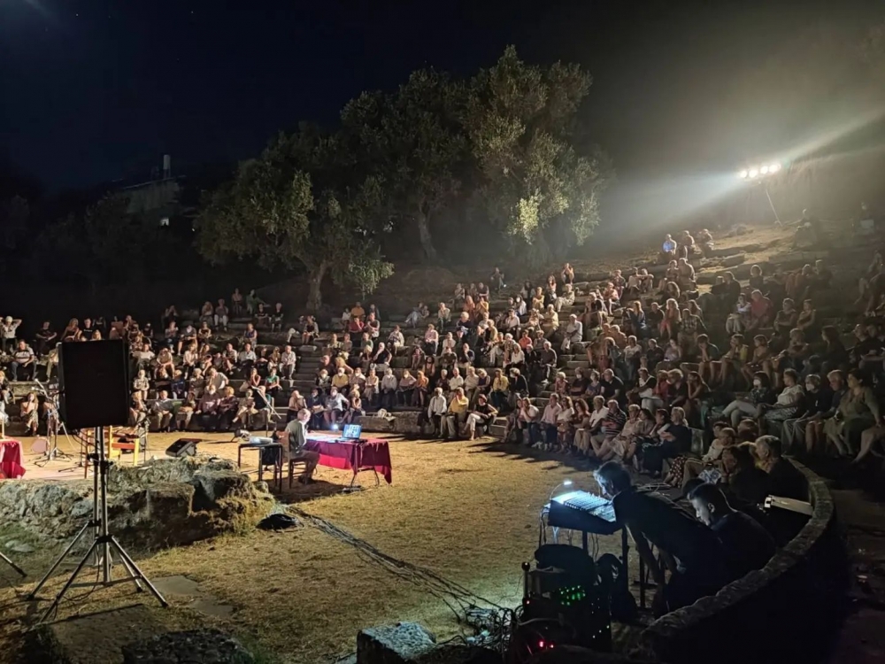 Αλλού «ανθός» κι αλλού «μαρασμός»