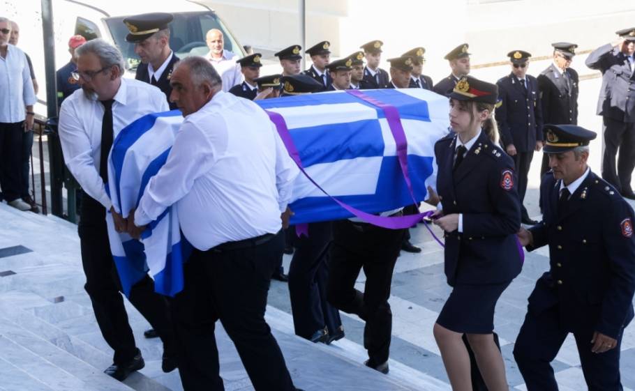 &laquo;&Rho;ά&gamma;&iota;&sigma;&alpha;&nu;&raquo; &kappa;&alpha;&iota; &omicron;&iota; &pi;έ&tau;&rho;&epsilon;&sigmaf; &sigma;&tau;&eta;&nu; &kappa;&eta;&delta;&epsilon;ί&alpha; &tau;&omicron;&upsilon; &Upsilon;&pi;&omicron;&delta;&iota;&omicron;&iota;&kappa;&eta;&tau;ή &tau;&eta;&sigmaf; &Pi;&Upsilon; &Gamma;&upsilon;&theta;&epsilon;ί&omicron;&upsilon;