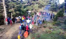 &Sigma;&upsilon;&nu;&tau;&omicron;&nu;ί&zeta;&omicron;&upsilon;&nu; &tau;&omicron;&nu; &alpha;&gamma;ώ&nu;&alpha; &tau;&omicron;&upsilon;&sigmaf; &omicron;&iota; &Epsilon;&pi;&iota;&tau;&rho;&omicron;&pi;έ&sigmaf; &gamma;&iota;&alpha; &tau;&eta; &sigma;&omega;&tau;&eta;&rho;ί&alpha; &Pi;ά&rho;&nu;&omega;&nu;&alpha; &kappa;&alpha;&iota; &Mu;&alpha;&iota;&nu;ά&lambda;&omicron;&upsilon;