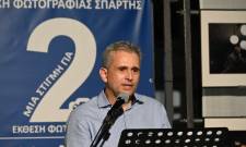 &Tau;&omicron; &laquo;&Mu;&alpha;&zeta;ί&raquo; &sigma;&tau;&alpha; &lambda;ό&gamma;&iota;&alpha;, &omicron;&iota; &pi;&alpha;&rho;&alpha;&lambda;&epsilon;ί&psi;&epsilon;&iota;&sigmaf; &sigma;&tau;&eta;&nu; &pi;&rho;ά&xi;&eta;;