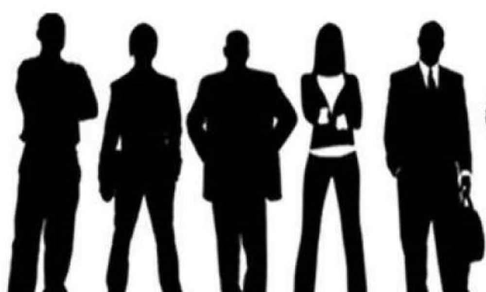 &Tau;&rho;&epsilon;&iota;&sigmaf; &pi;&rho;&omicron;&sigma;&lambda;ή&psi;&epsilon;&iota;&sigmaf; &sigma;&tau;&omicron;&nu; &Delta;ή&mu;&omicron; &Epsilon;&upsilon;&rho;ώ&tau;&alpha;