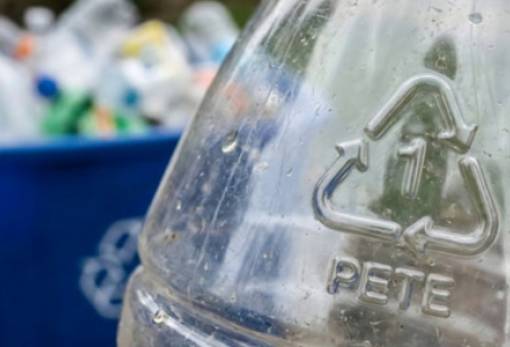 Τι σημαίνουν τα τρίγωνα στις πλαστικές συσκευασίες
