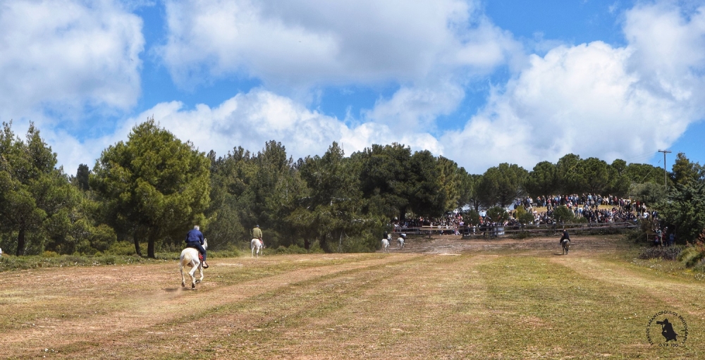&Sigma;&tau;&omicron;&upsilon;&sigmaf; &laquo;&kappa;&alpha;&lambda;&pi;&alpha;&sigma;&mu;&omicron;ύ&sigmaf;&raquo; &tau;&eta;&sigmaf; &pi;&alpha;&rho;ά&delta;&omicron;&sigma;&eta;&sigmaf; &kappa;&alpha;&iota; &phi;έ&tau;&omicron;&sigmaf; &omicron; &epsilon;&omicron;&rho;&tau;&alpha;&sigma;&mu;ό&sigmaf; &tau;&omicron;&upsilon; &Alpha;&gamma;. &Gamma;&epsilon;&omega;&rho;&gamma;ί&omicron;&upsilon; &sigma;&tau;&omicron;&upsilon;&sigmaf; &Beta;&omicron;&upsilon;&tau;&iota;ά&nu;&omicron;&upsilon;&sigmaf;