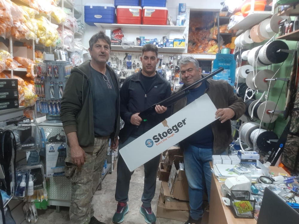 &Omicron; &Kappa;&upsilon;&nu;&eta;&gamma;&epsilon;&tau;&iota;&kappa;ό&sigmaf; &Sigma;ύ&lambda;&lambda;&omicron;&gamma;&omicron;&sigmaf; &Mu;&omicron;&lambda;ά&omega;&nu; &mu;&omicron;ί&rho;&alpha;&sigma;&epsilon; &xi;&alpha;&nu;ά &delta;ώ&rho;&alpha; &kappa;&alpha;&iota; &chi;&alpha;&mu;ό&gamma;&epsilon;&lambda;&alpha;