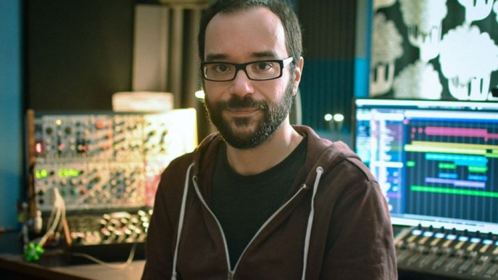 &Sigma;&pi;&alpha;&rho;&tau;&iota;ά&tau;&eta;&sigmaf; &omicron; &delta;&eta;&mu;&omicron;&phi;&iota;&lambda;έ&sigma;&tau;&epsilon;&rho;&omicron;&sigmaf; &nu;έ&omicron;&sigmaf; &sigma;&upsilon;&nu;&theta;έ&tau;&eta;&sigmaf; &sigma;&tau;&omicron;&nu; &kappa;ό&sigma;&mu;&omicron;