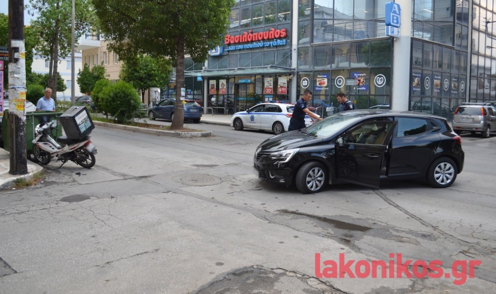 &Tau;&rho;&alpha;&upsilon;&mu;&alpha;&tau;&iota;&sigma;&mu;ό&sigmaf; &delta;&iota;&kappa;&upsilon;&kappa;&lambda;&iota;&sigma;&tau;ή &sigma;&epsilon; &tau;&rho;&omicron;&chi;&alpha;ί&omicron; &sigma;&tau;&eta; &Sigma;&pi;ά&rho;&tau;&eta; (&Phi;&Omega;&Tau;&Omicron;)