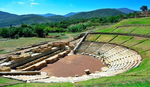 &Eta; &nu;έ&alpha; &gamma;&epsilon;&nu;&iota;ά &laquo;&alpha;&nu;&alpha;&sigma;&tau;&alpha;ί&nu;&epsilon;&iota;&raquo; &tau;&omicron; &alpha;&rho;&chi;&alpha;ί&omicron; &delta;&rho;ά&mu;&alpha;