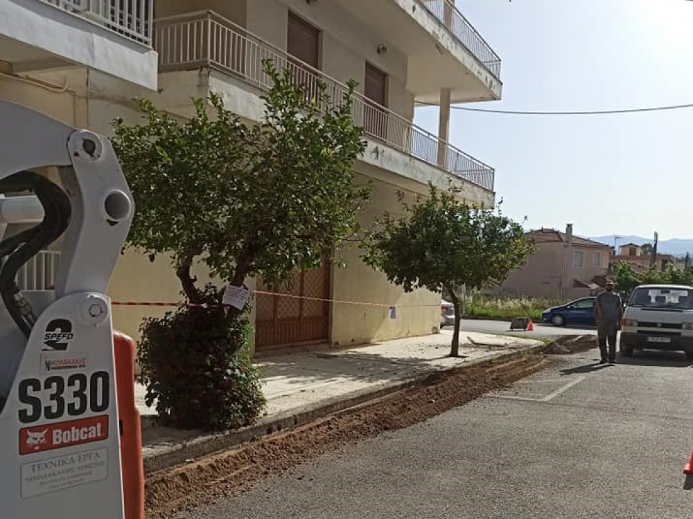 &Xi;&epsilon;&kappa;ί&nu;&eta;&sigma;&alpha;&nu; &omicron;&iota; &epsilon;&rho;&gamma;&alpha;&sigma;ί&epsilon;&sigmaf; &gamma;&iota;&alpha; &tau;&omicron; &nu;έ&omicron; &eta;&lambda;&epsilon;&kappa;&tau;&rho;&omicron;&phi;&omega;&tau;&iota;&sigma;&mu;ό &tau;&eta;&sigmaf; &Sigma;&pi;ά&rho;&tau;&eta;&sigmaf;