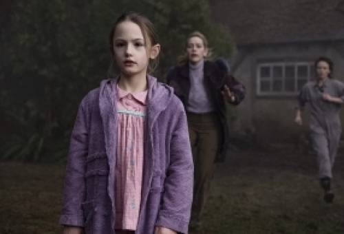 The Haunting of Bly Manor: Το αρχοντικό που κρύβει την πιο θλιβερή ιστορία φαντασμάτων