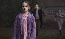 The Haunting of Bly Manor: &Tau;&omicron; &alpha;&rho;&chi;&omicron;&nu;&tau;&iota;&kappa;ό &pi;&omicron;&upsilon; &kappa;&rho;ύ&beta;&epsilon;&iota; &tau;&eta;&nu; &pi;&iota;&omicron; &theta;&lambda;&iota;&beta;&epsilon;&rho;ή &iota;&sigma;&tau;&omicron;&rho;ί&alpha; &phi;&alpha;&nu;&tau;&alpha;&sigma;&mu;ά&tau;&omega;&nu;