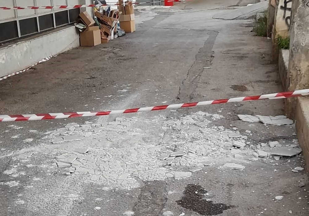 Θεός φυλάξοι από… σοβάδες