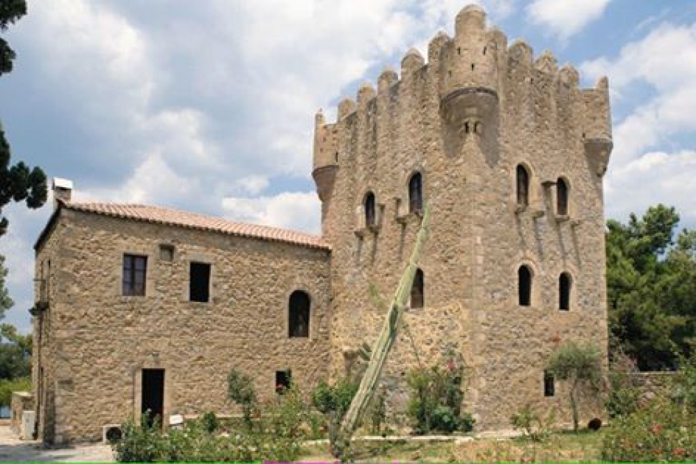 &Epsilon;&pi;&alpha;&nu;&alpha;&lambda;&epsilon;&iota;&tau;&omicron;&upsilon;&rho;&gamma;&epsilon;ί &omicron; &Pi;ύ&rho;&gamma;&omicron;&sigmaf; &Tau;&zeta;&alpha;&nu;&epsilon;&tau;ά&kappa;&eta; &sigma;&tau;&eta;&nu; &Kappa;&rho;&alpha;&nu;ά&eta; &Gamma;&upsilon;&theta;&epsilon;ί&omicron;&upsilon;